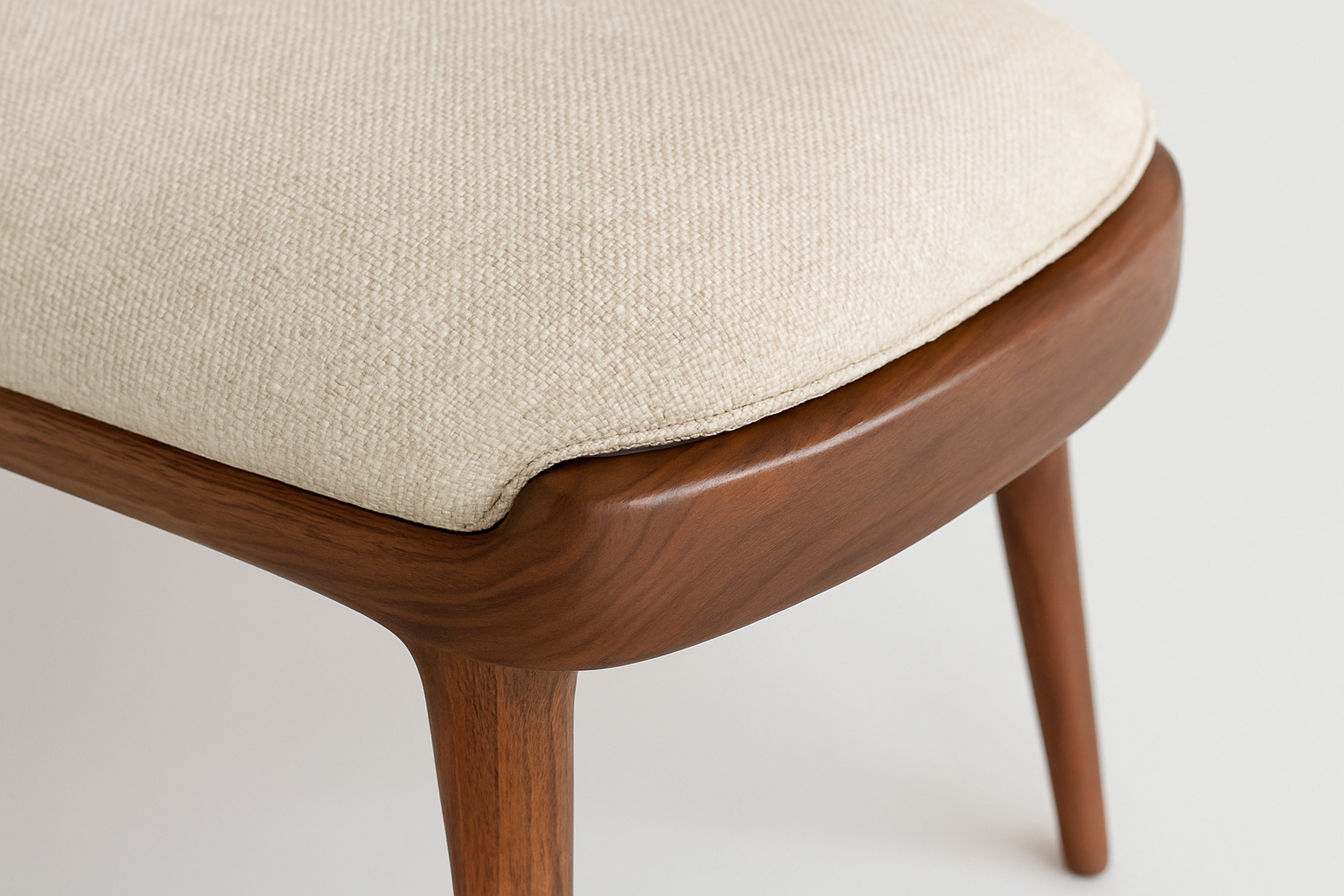 Varen Stool Bench - Detail Shot